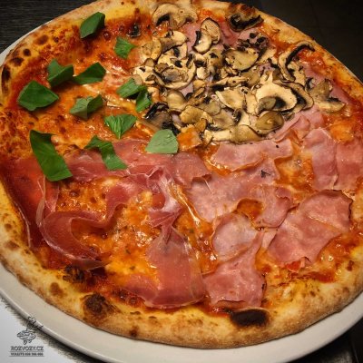 PIZZA QUATRO STAGIONI