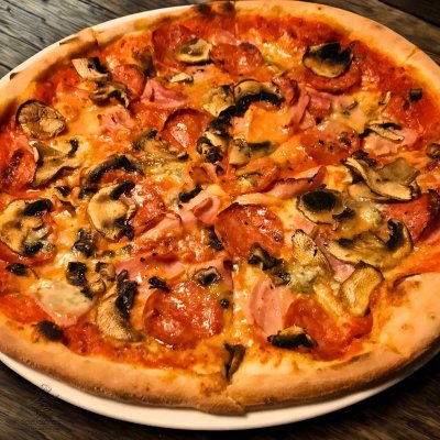 PIZZA FUNGHI E GORGONZOLA
