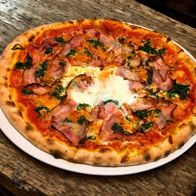 Pizza spinaci e pancetta