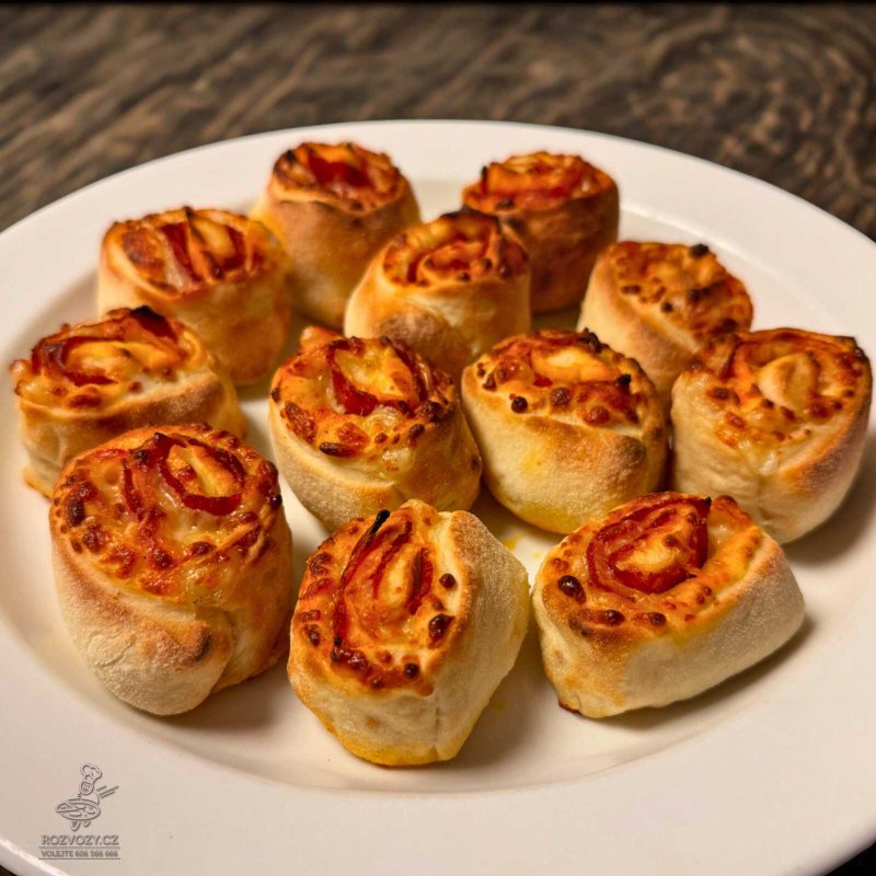 Pizza šneci SALAMINO